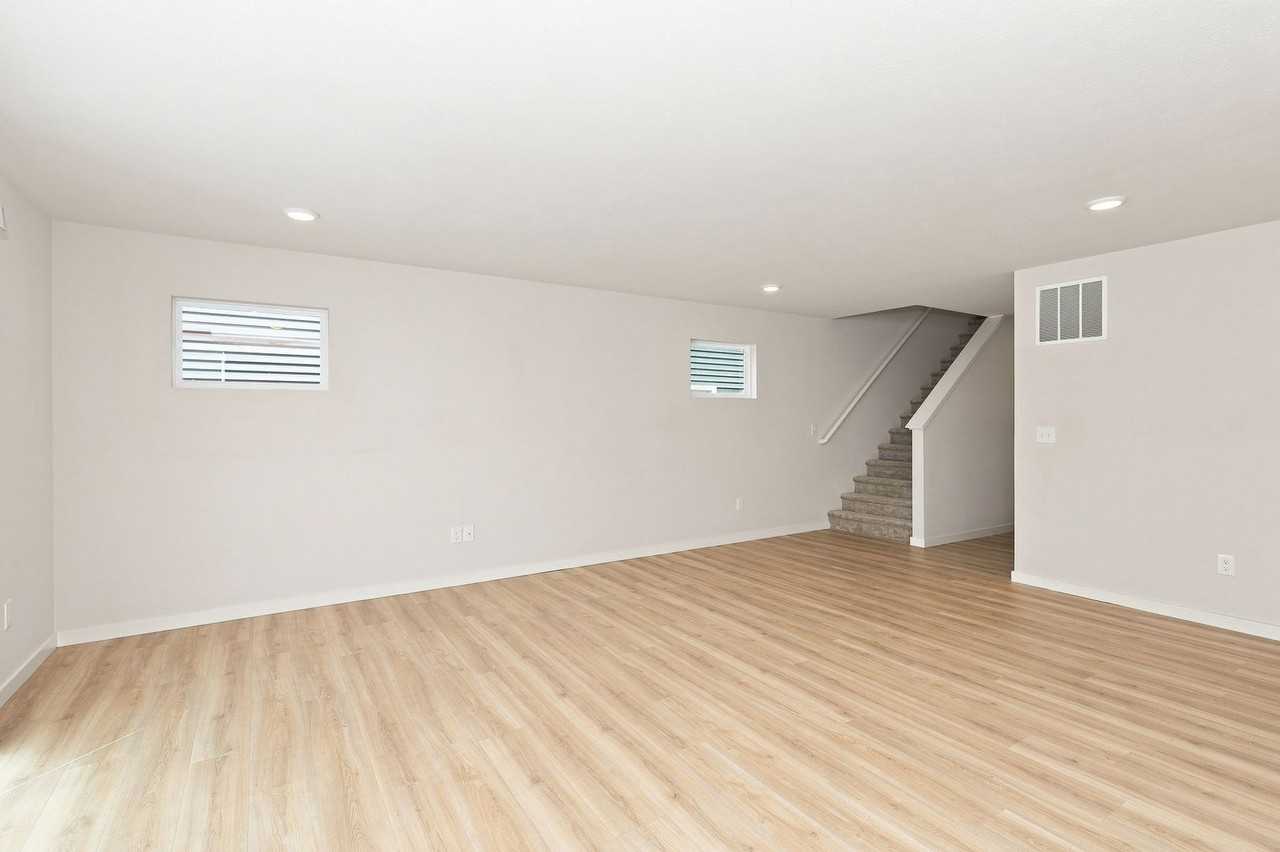 1523 1523 Beechwood Avenue - Photo 5 of 26