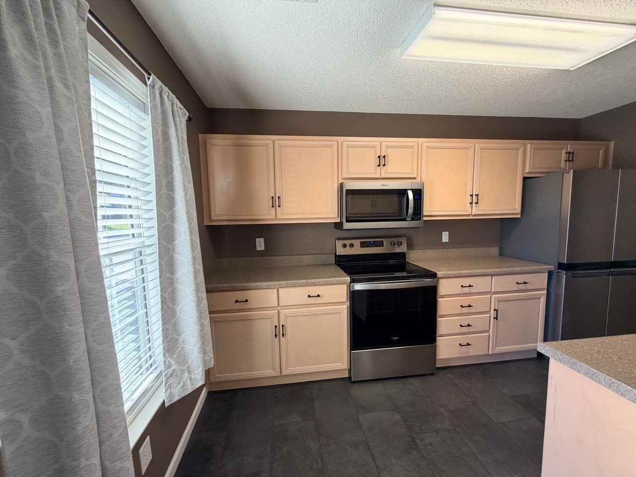 54 Coachtrail Ln - Photo 3 of 31