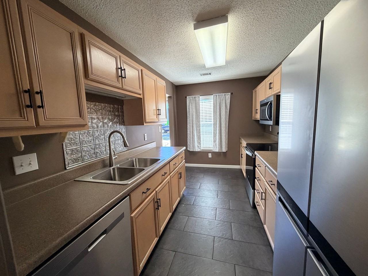 54 Coachtrail Ln - Photo 7 of 31