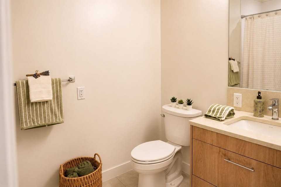 245 Bewicke Avenue - Photo 2 of 9