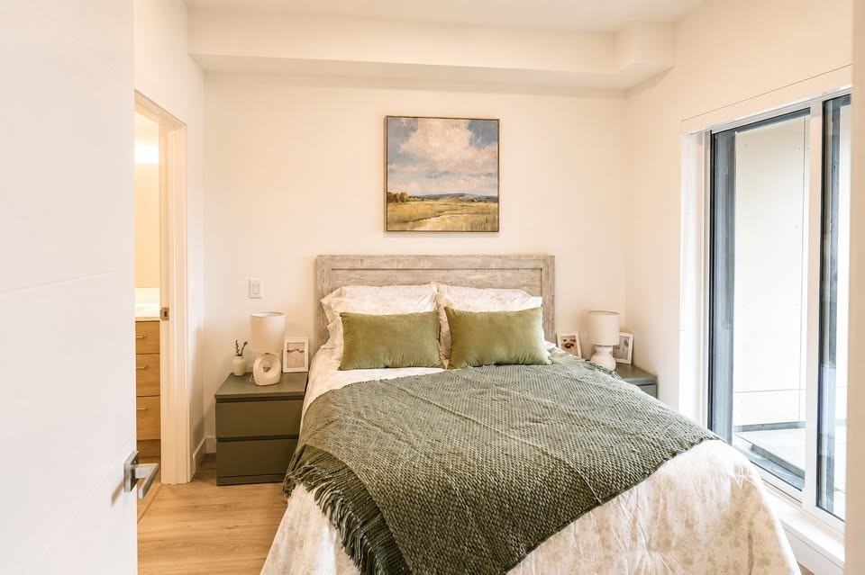 245 Bewicke Avenue - Photo 5 of 9