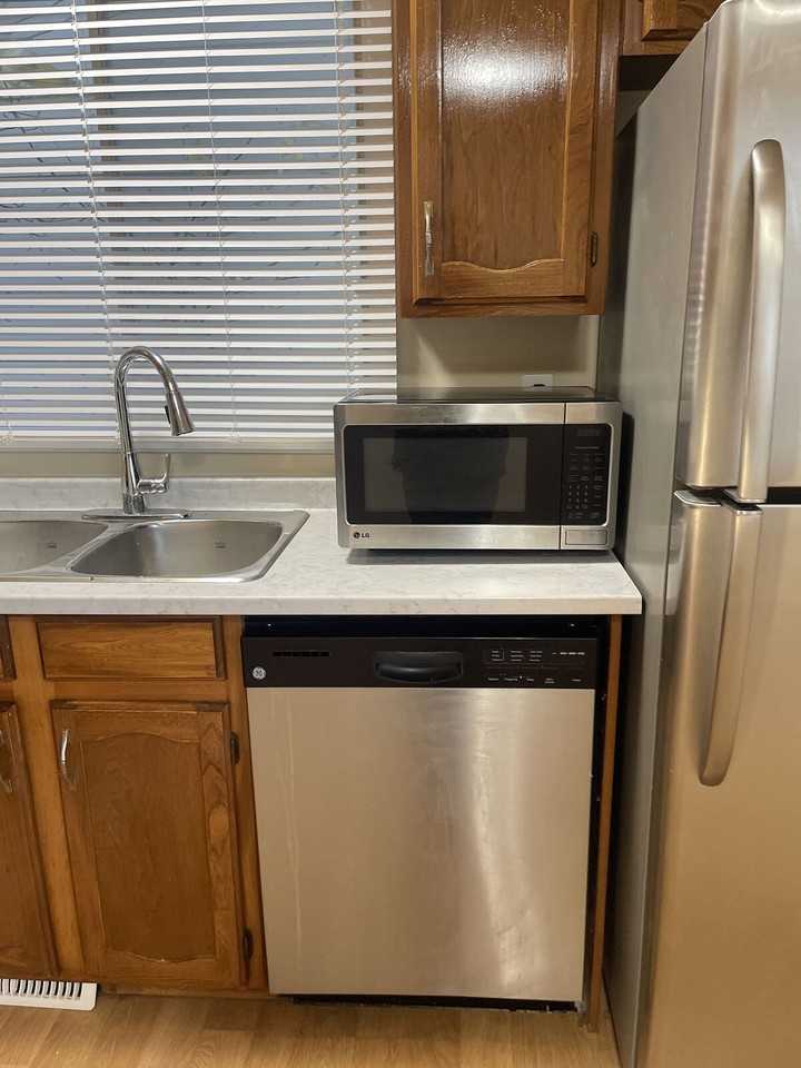 114 Sunbank Way Se - Photo 3 of 13