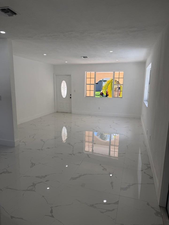 11515 Sw 138th Ter #NA - Photo 5 of 21