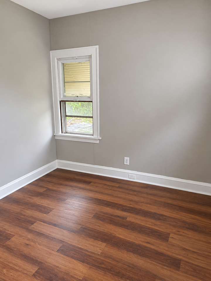 10109 Almira Ave #10109 - Photo 3 of 20