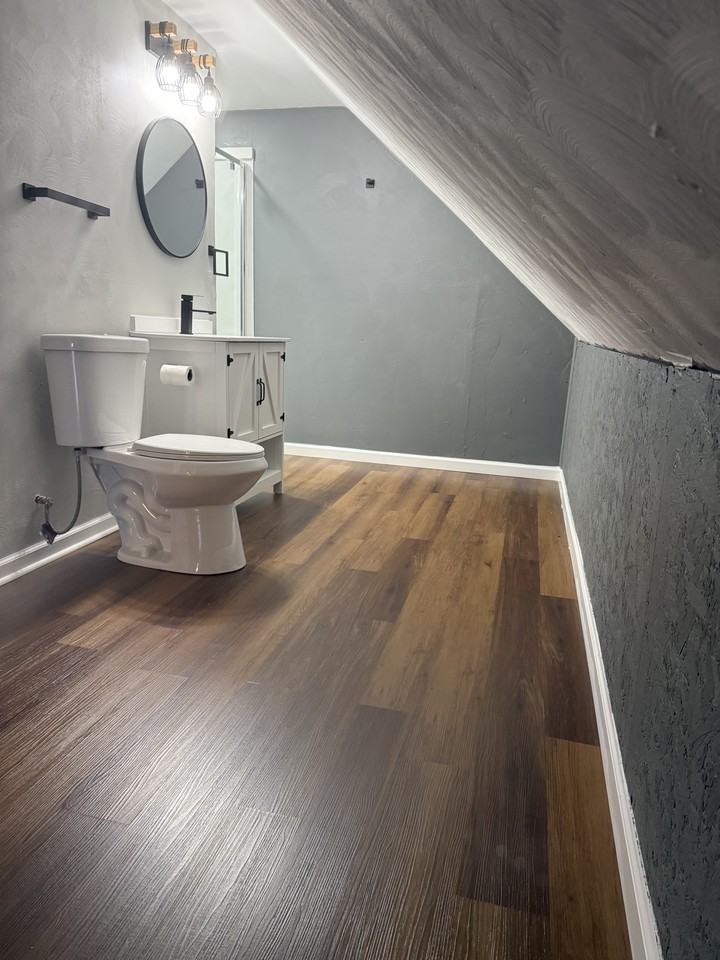 10109 Almira Ave #10107 - Photo 4 of 26