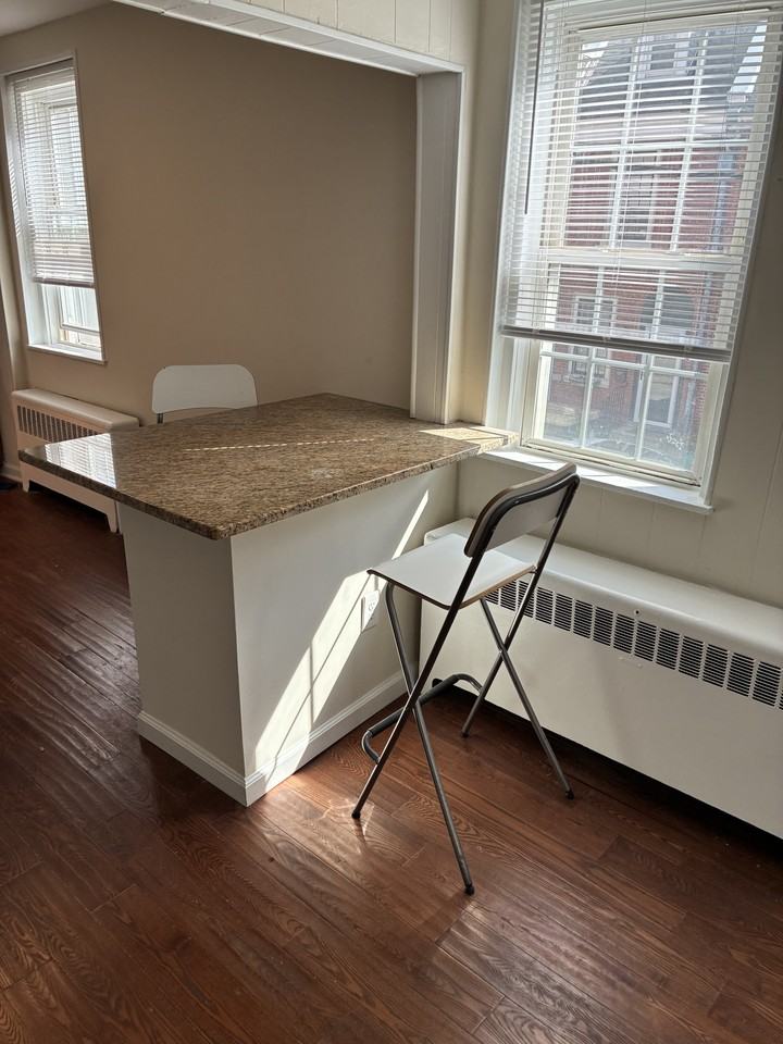 1017 S 2nd St #2 - Photo 5 of 11