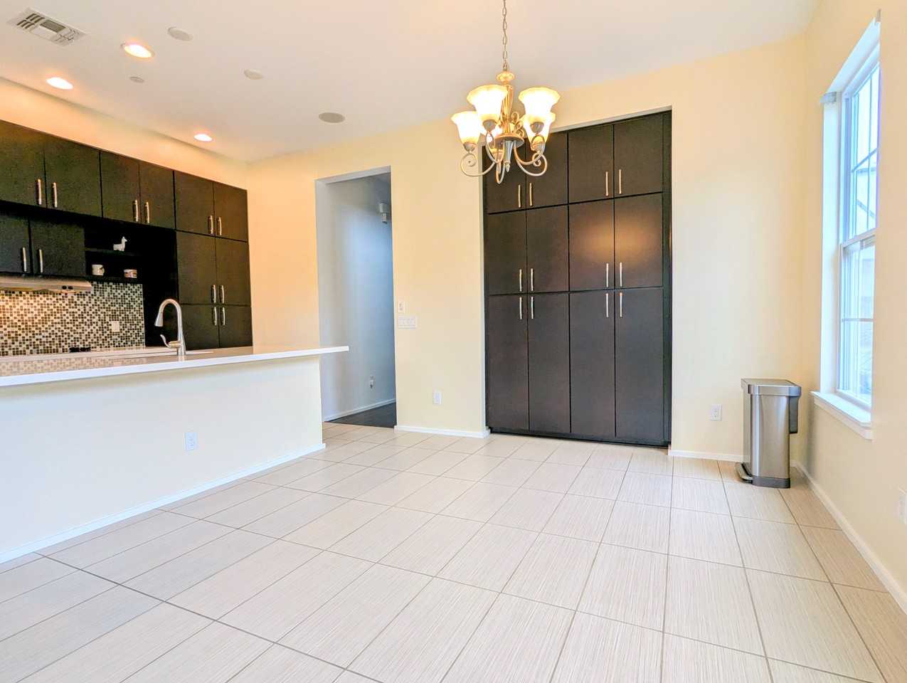 550 Fenway Pl #550FENWAY - Photo 5 of 42