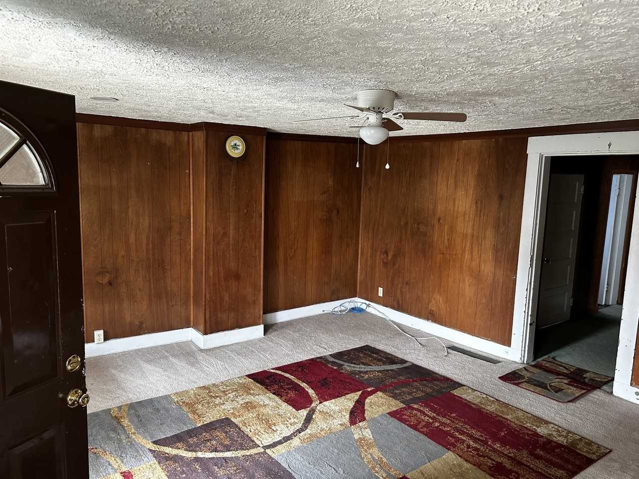 253 Locust St #NA - Photo 2 of 9