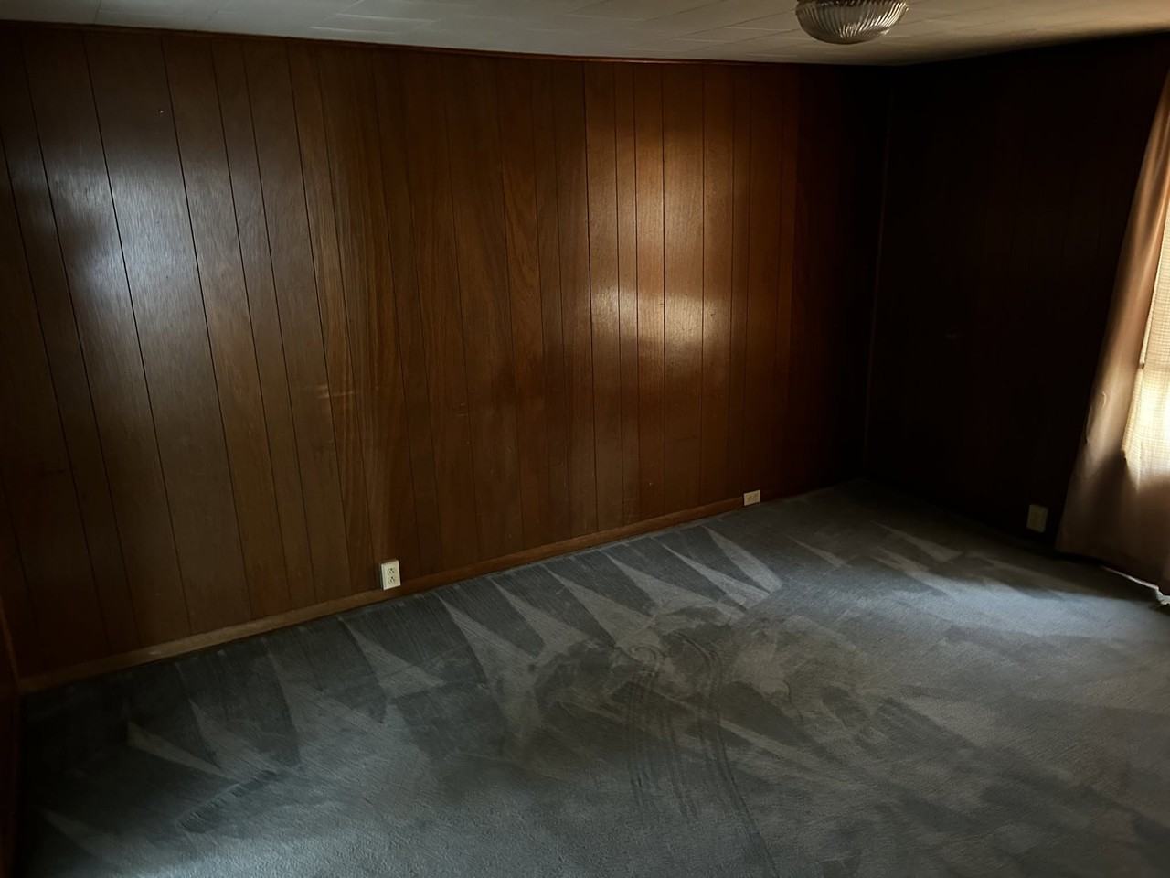 253 Locust St #NA - Photo 4 of 9