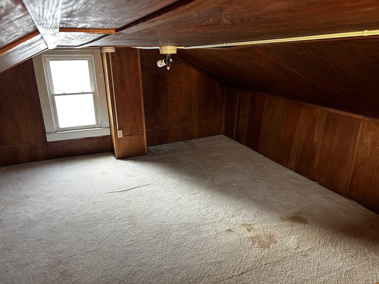 253 Locust St #NA - Photo 7 of 9