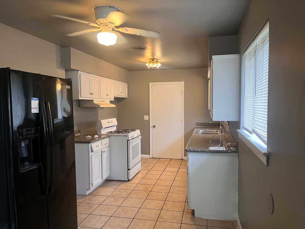 730 E 54th St N #NA - Photo 3 of 14