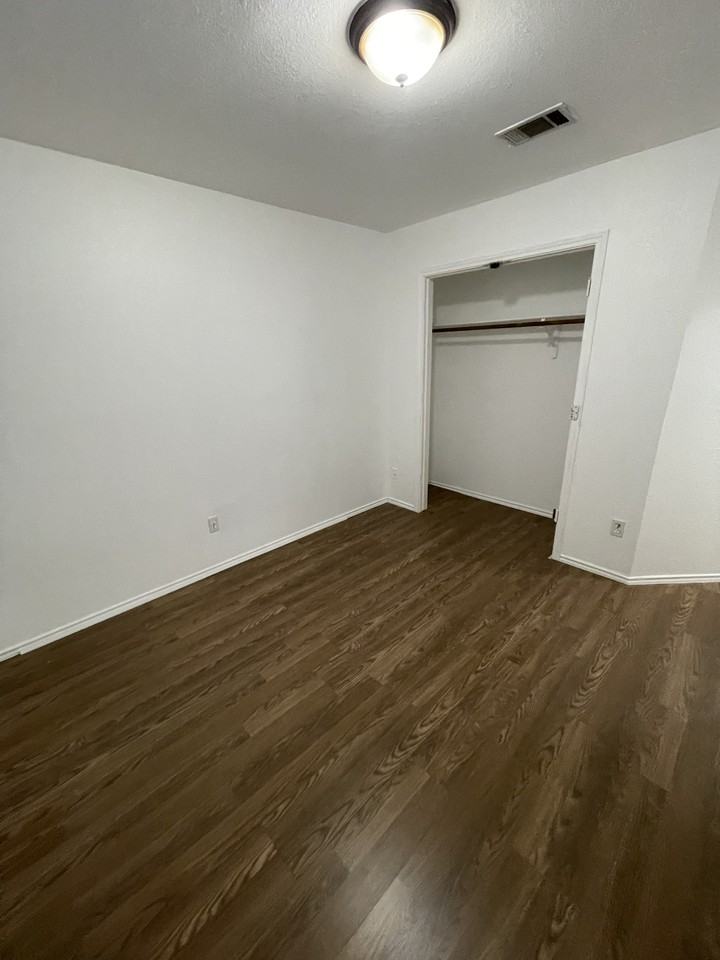 158 Shenandoah Trl #NA - Photo 3 of 13