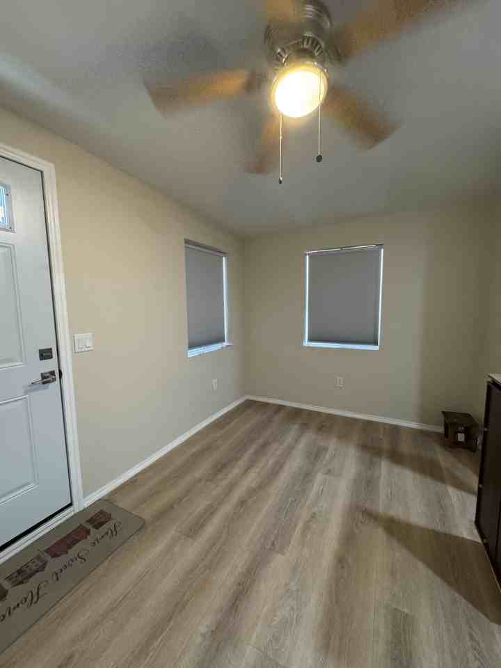 3211 Lemon Ave #B - Photo 2 of 11