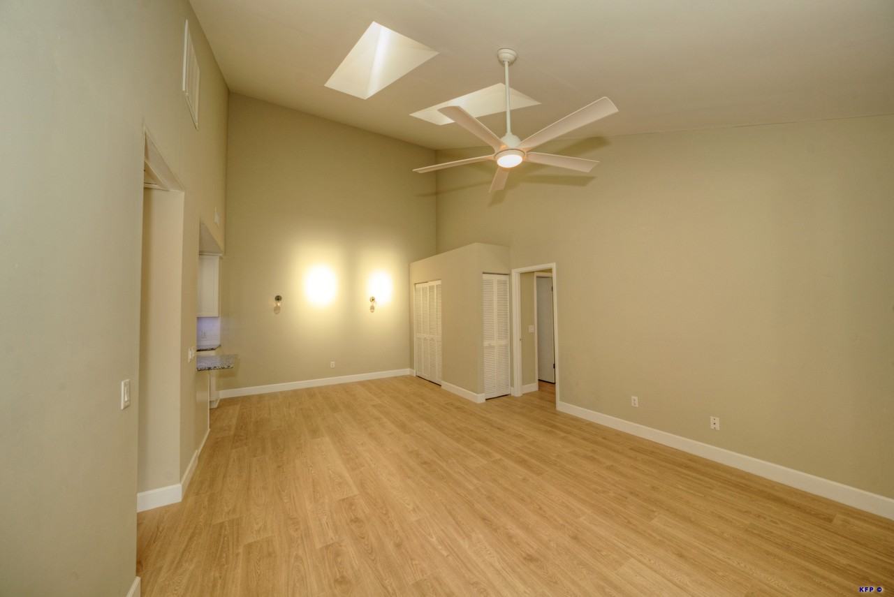 8164 Se Croft Cir #B7 - Photo 4 of 6