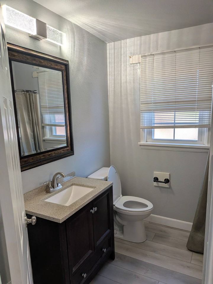 1001 W Orman Ave #NA - Photo 5 of 22