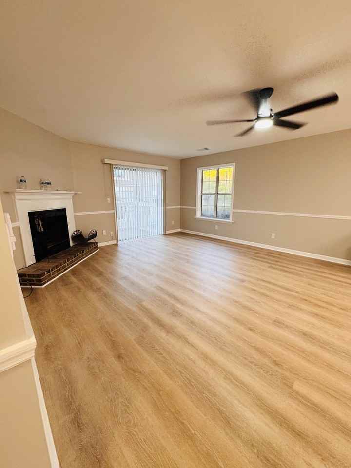 1002 Bridge Ln Se #1002 - Photo 3 of 10