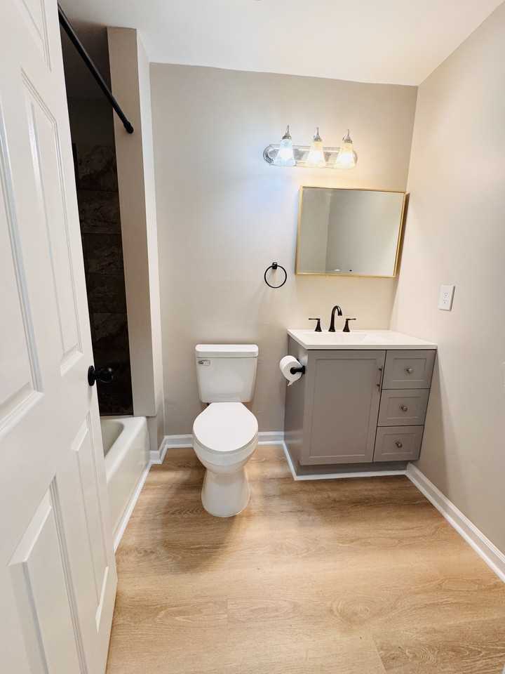 1002 Bridge Ln Se #1002 - Photo 4 of 10