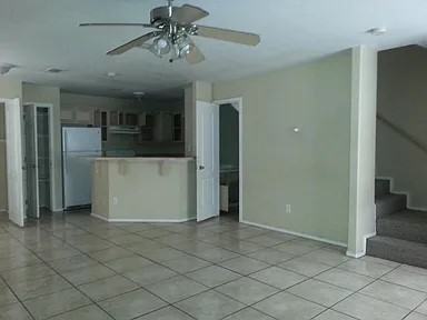 729 Sonesta Ct #1-2-3-4 - Photo 3 of 4