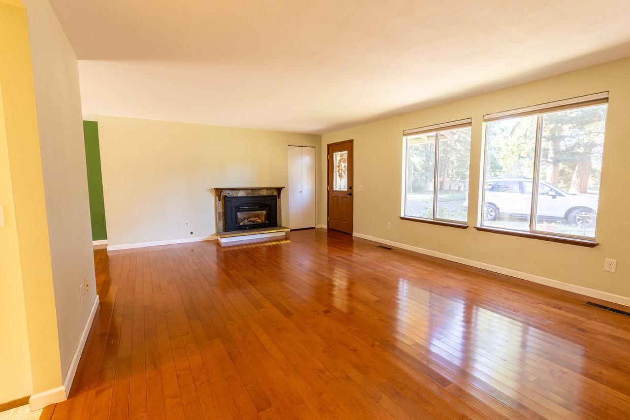 6814 Shalom Dr Sw #NA - Photo 2 of 26