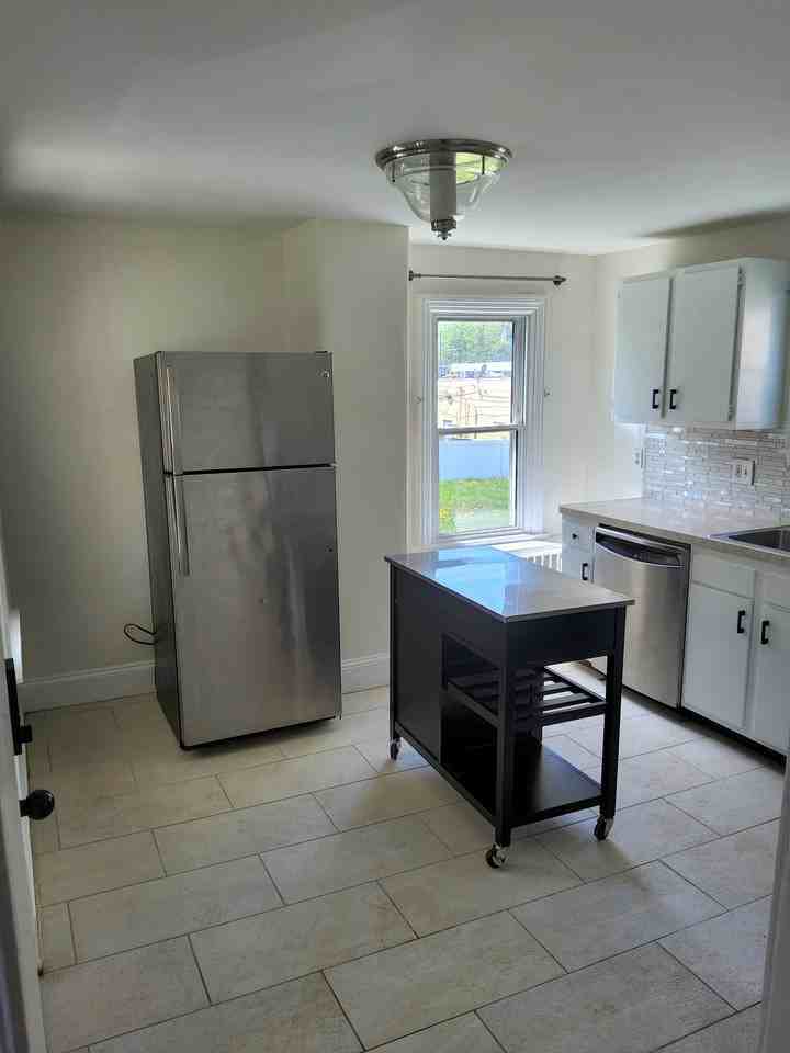 24 S Sycamore Ave #A - Photo 7 of 19