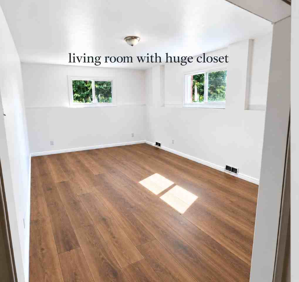 1401 Old Second S - Photo 3 of 16