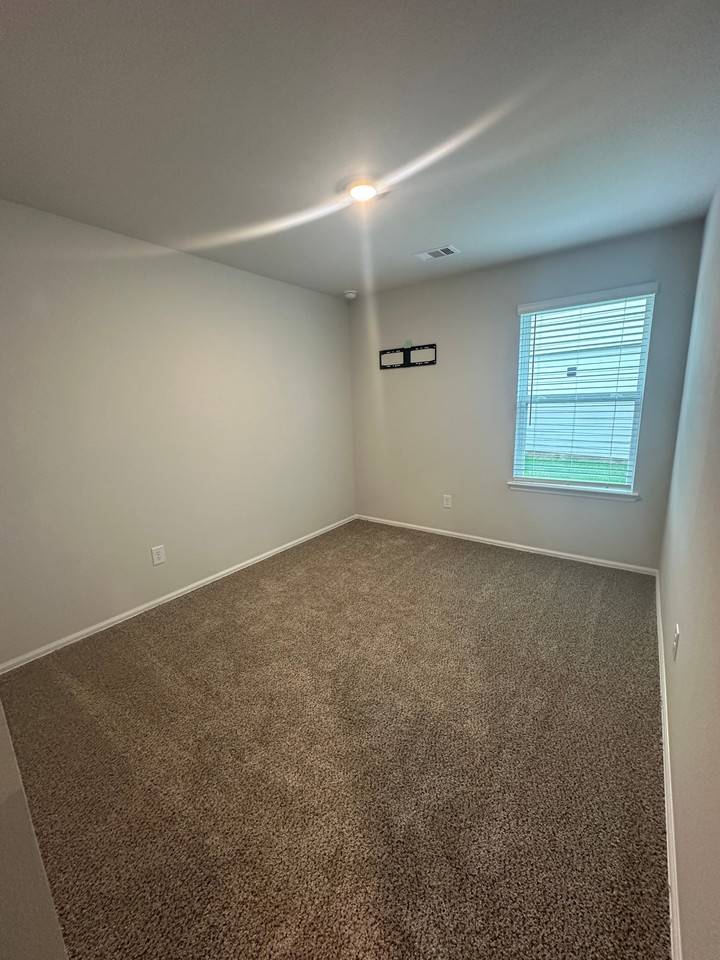 1217 Hickory Grove St #1 - Photo 7 of 13
