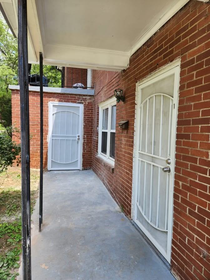 Montreat Avenue SW - 1114-Studio 1 - Photo 5 of 30