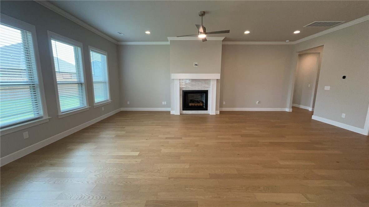 2408 Charles St - Photo 7 of 12