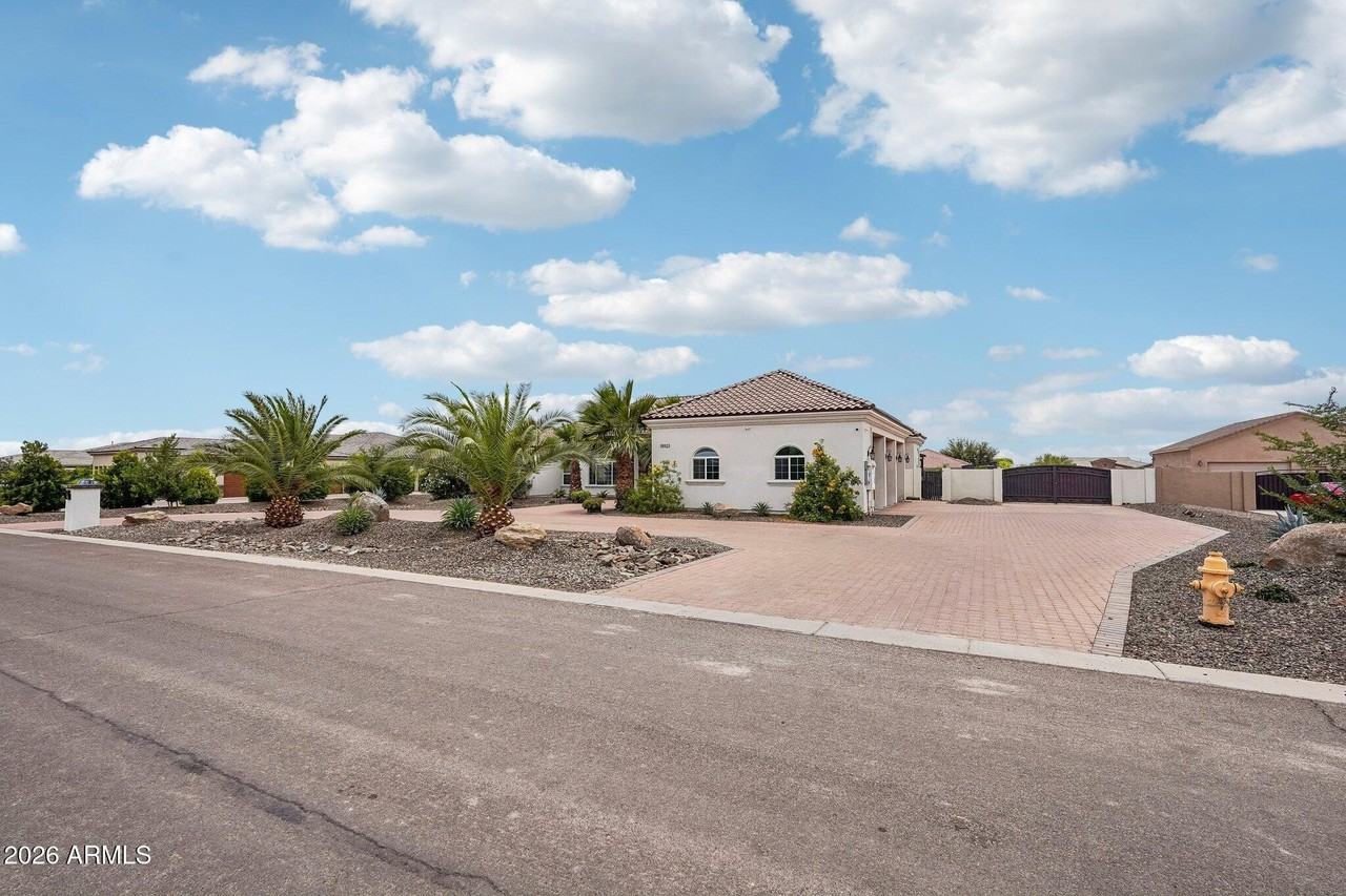 15923 W Cheryl Ct - Photo 6 of 50