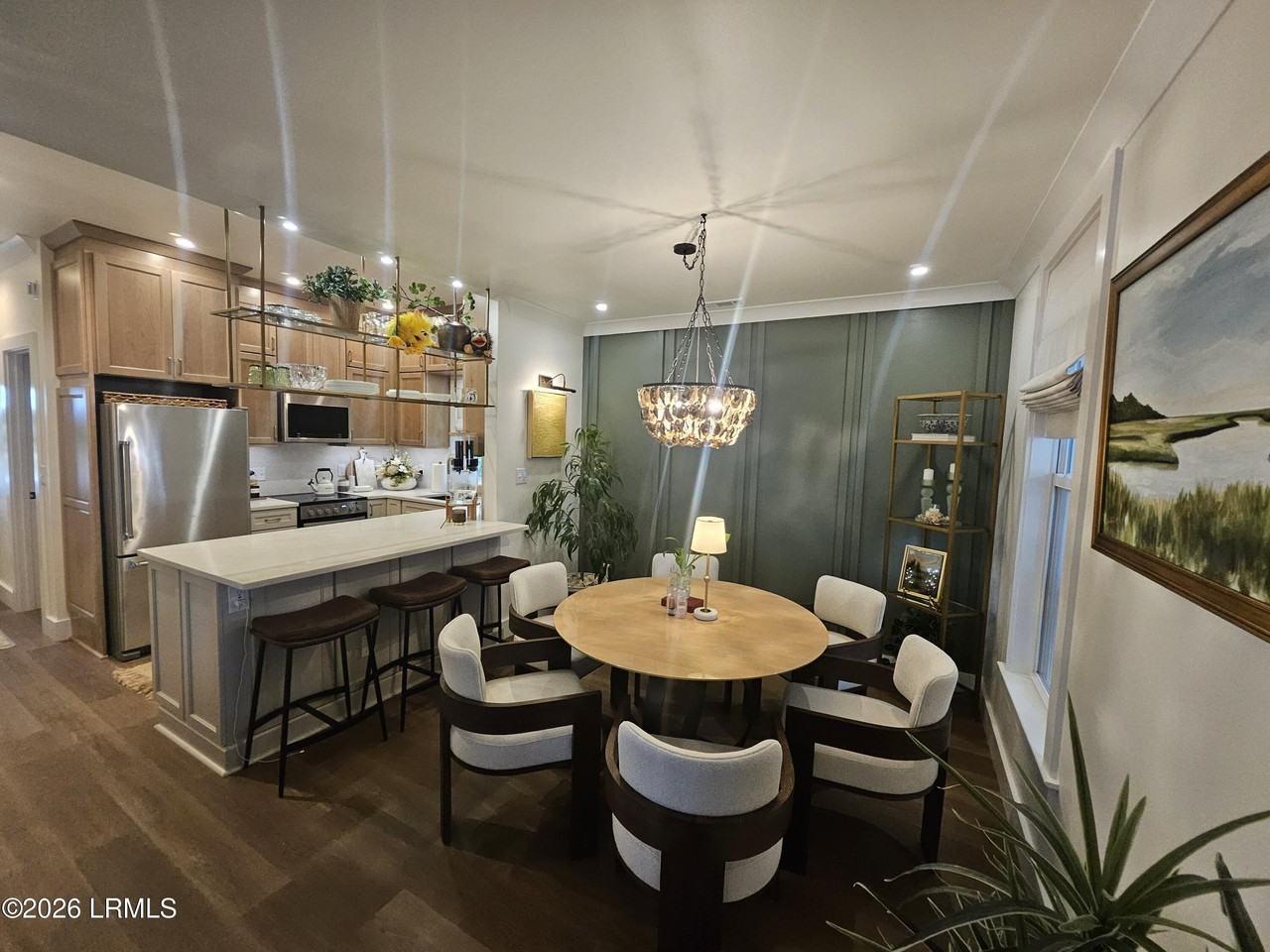1009 9th St - Photo 4 of 50