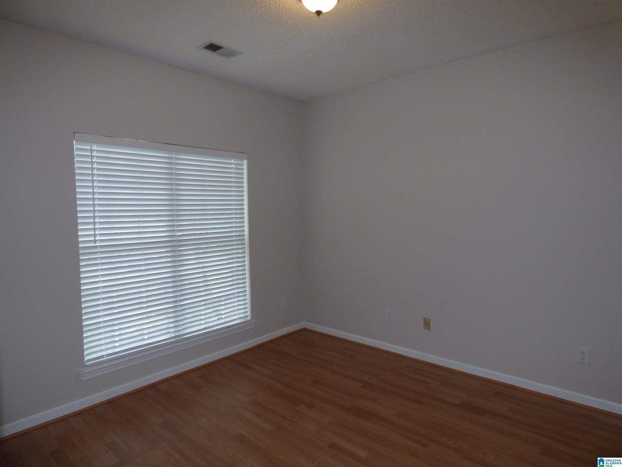 156 Chase Creek Cir - Photo 7 of 9