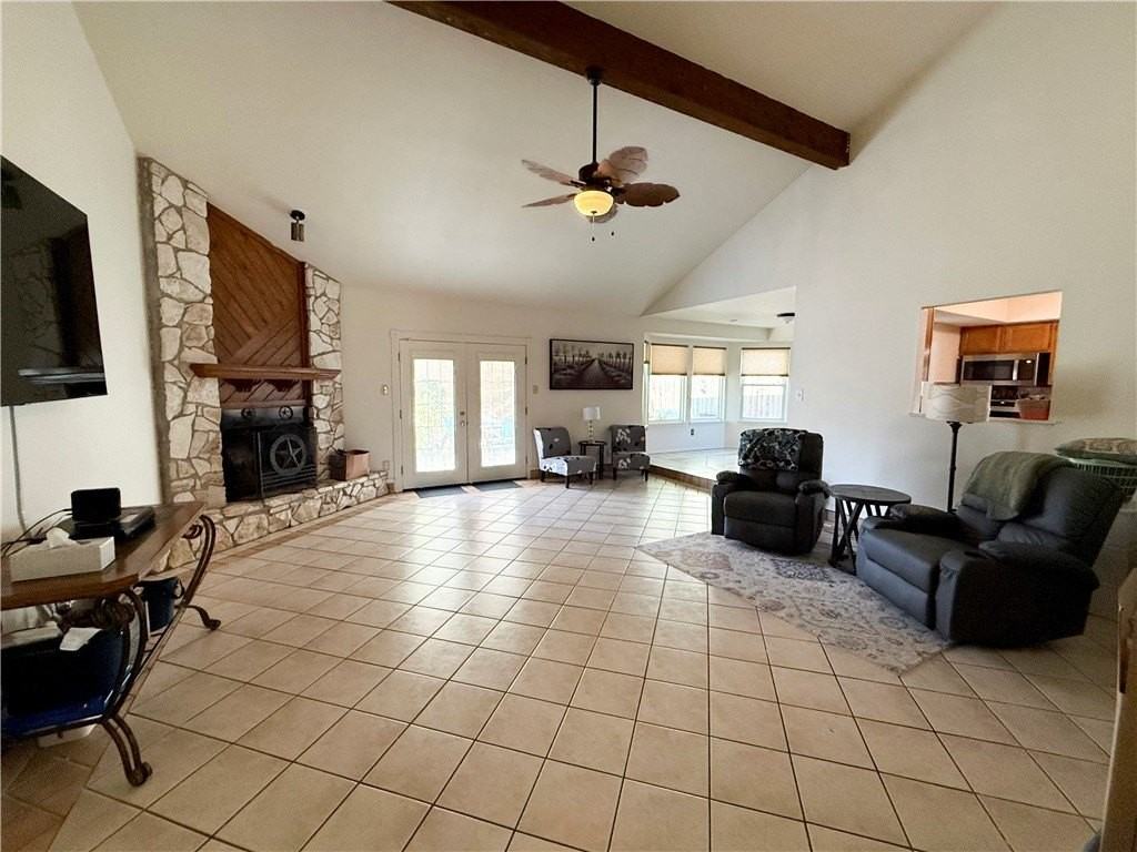 2209 Bird Island Dr - Photo 3 of 19