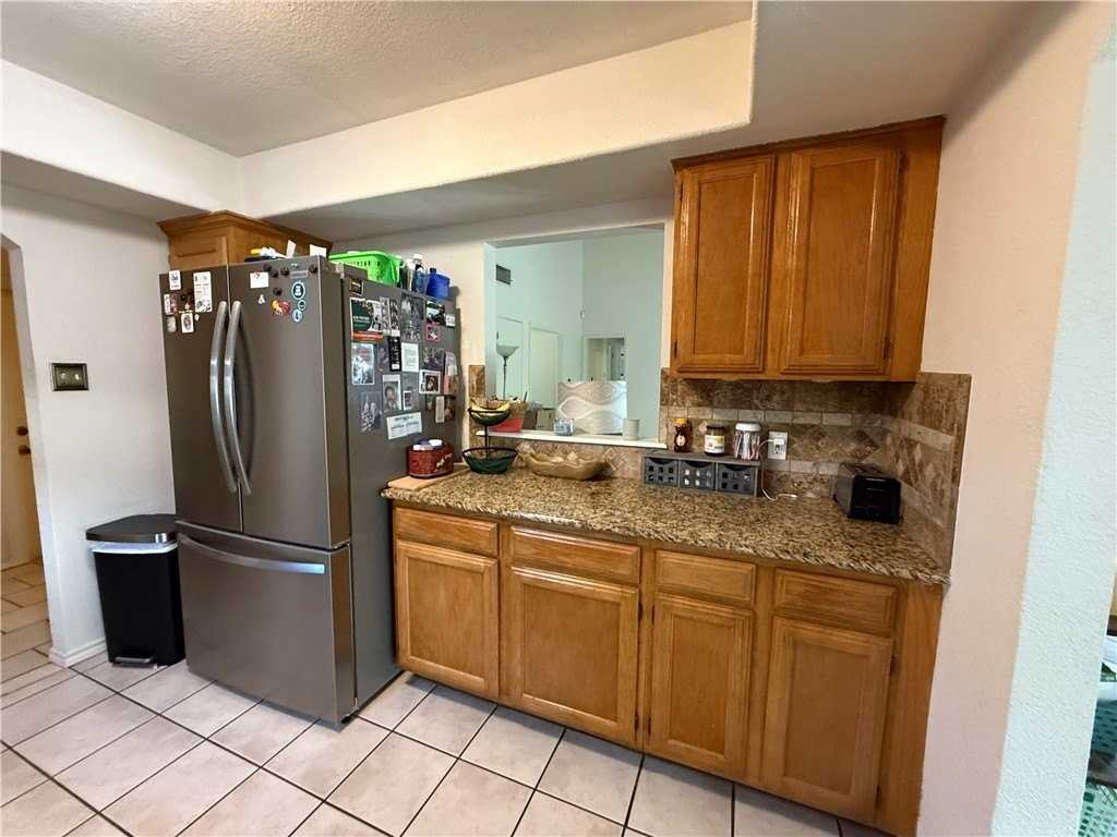2209 Bird Island Dr - Photo 6 of 19
