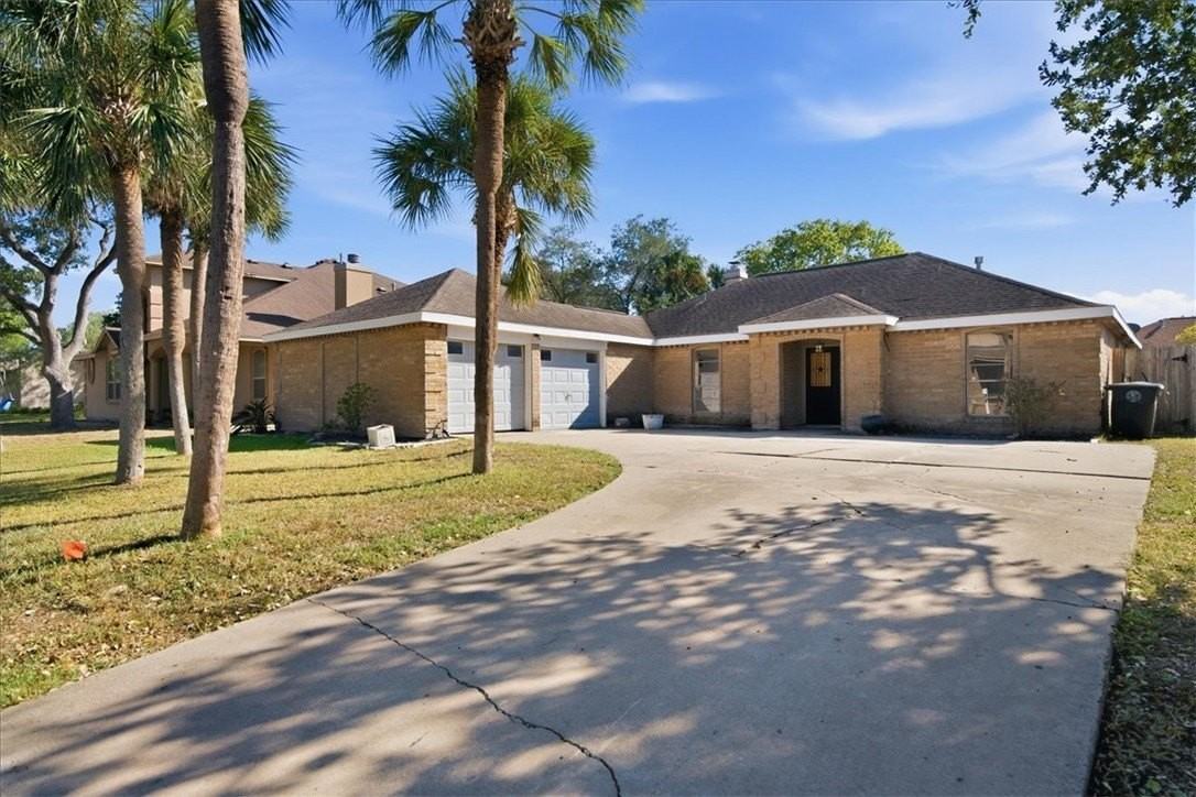 4121 Boros Dr - Photo 2 of 35