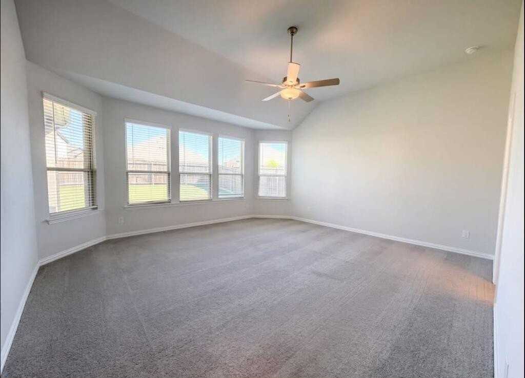 3704 Bluestem Blvd #BLVD - Photo 3 of 10