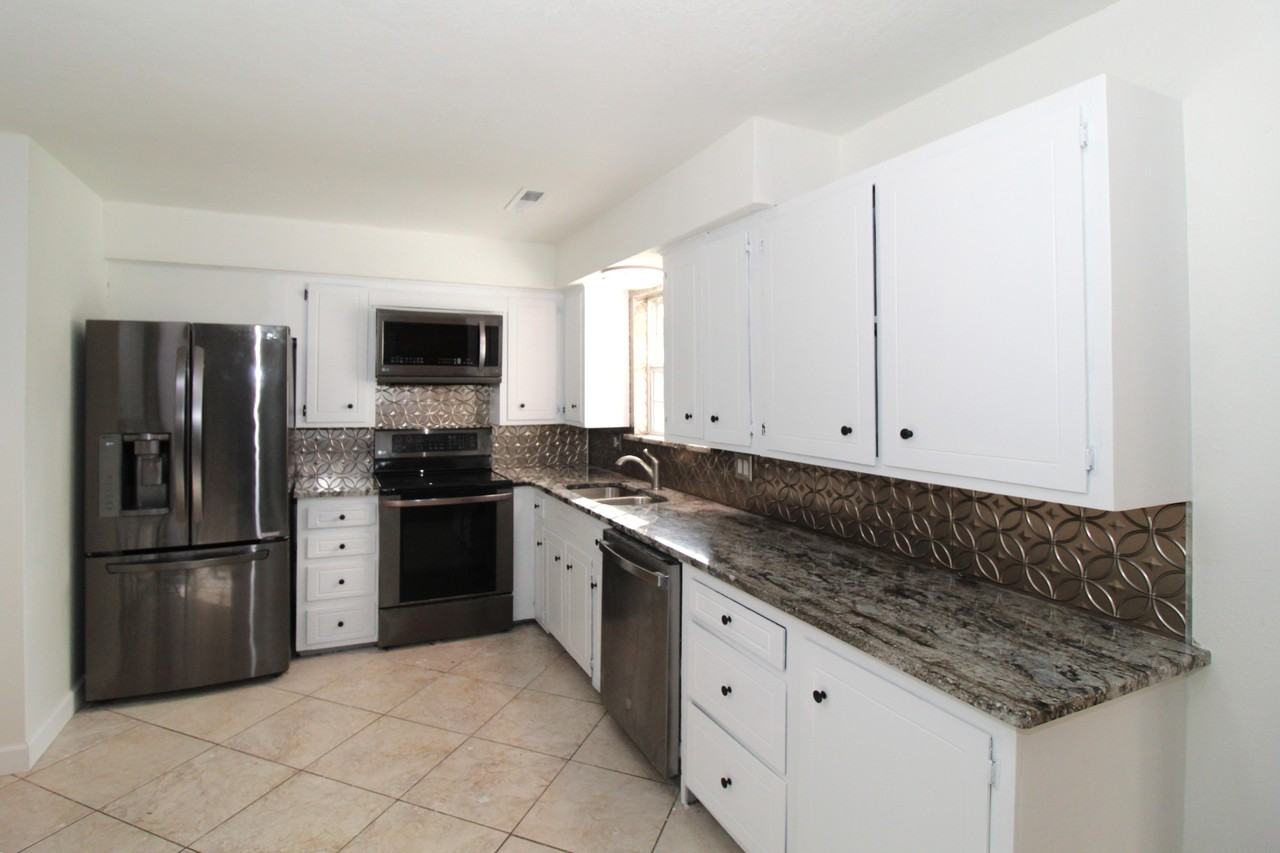 3194 N 56th St #1 - Photo 2 of 22