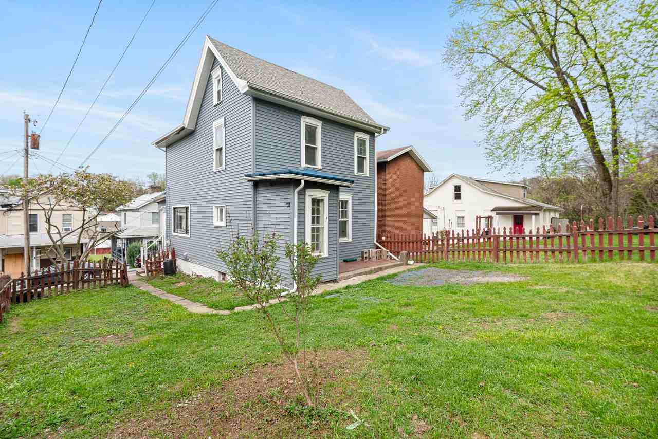 79536 Reamer St #1 - Photo 3 of 25