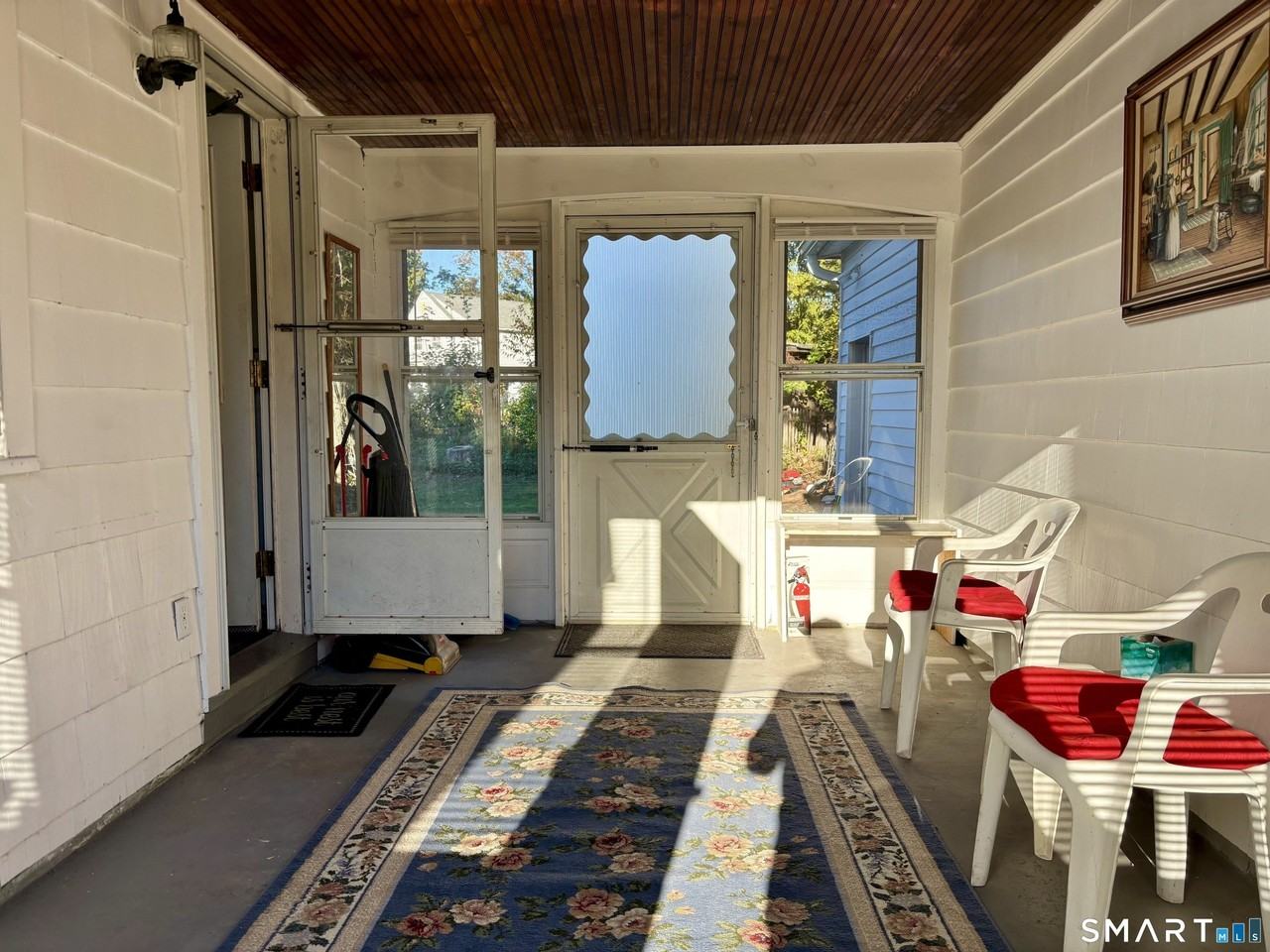 11 Sycamore Rd - Photo 3 of 32