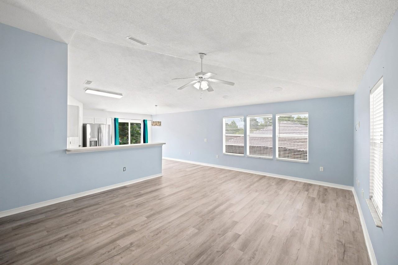 127 Nivana Dr - Photo 7 of 43