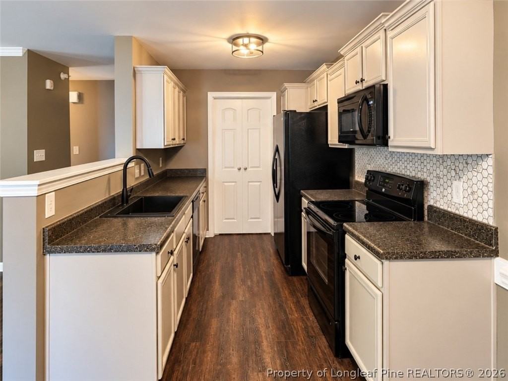 1305 Kershaw Loop #218 - Photo 5 of 17