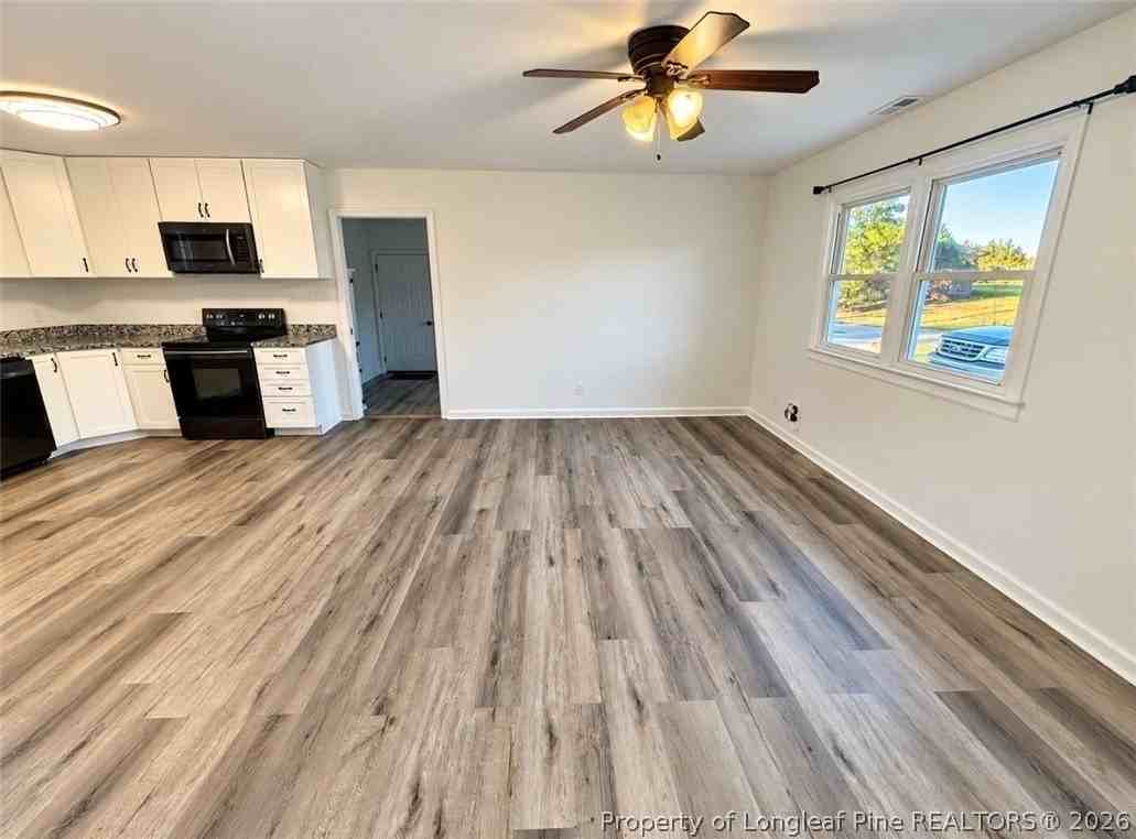 5992 Richfield Ave - Photo 3 of 10