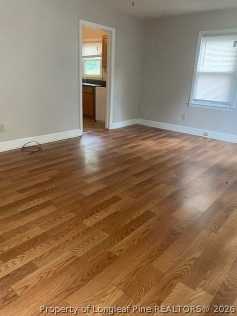 211 Lynn Ave - Photo 2 of 10