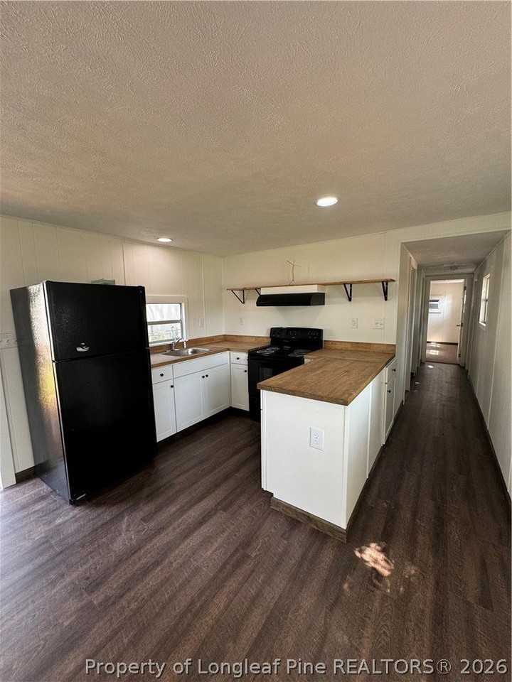 1454 Delmar St - Photo 3 of 8