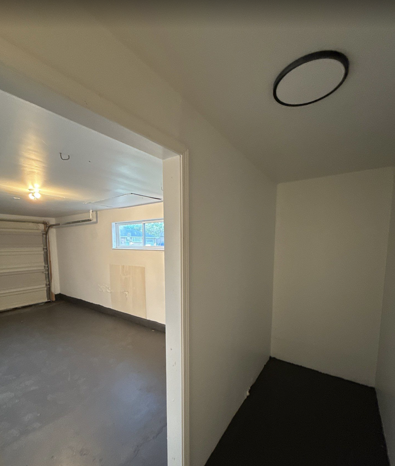 5524 Shady Oak St #1 - Photo 7 of 18