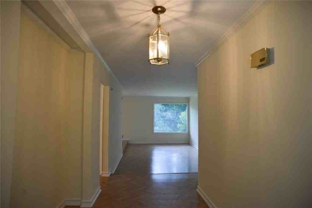 5218 Meadowcreek Dr - Photo 2 of 24