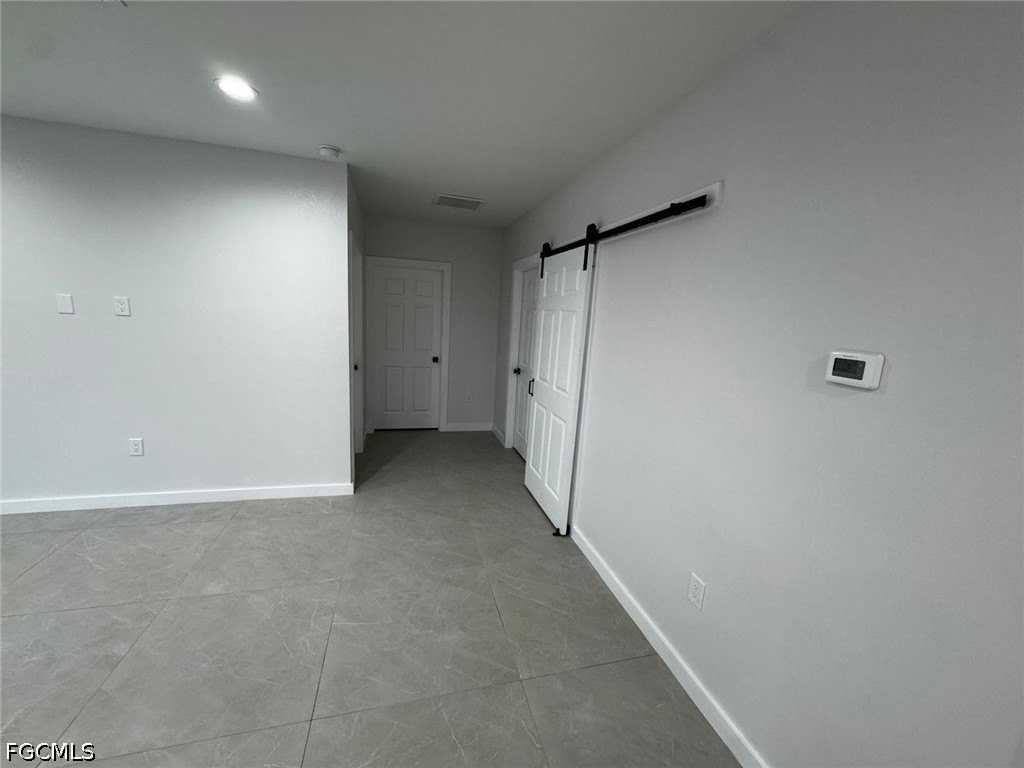 27380 Sandrala Dr - Photo 4 of 10