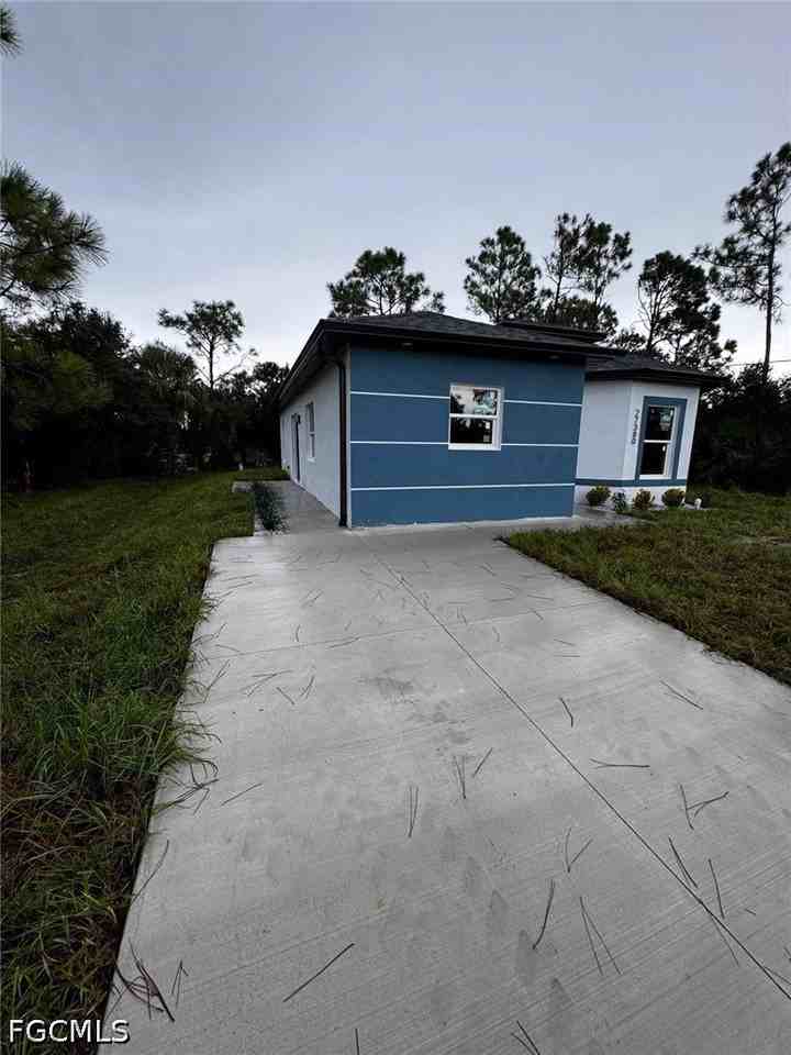 27380 Sandrala Dr - Photo 7 of 10