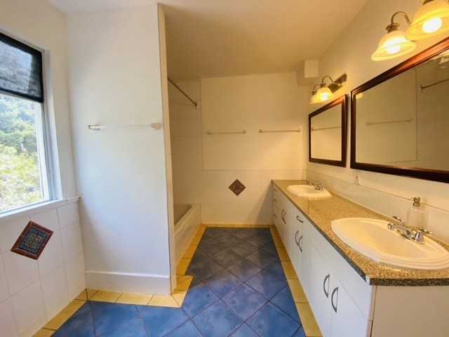 2840 Fraser Street - Photo 7 of 12