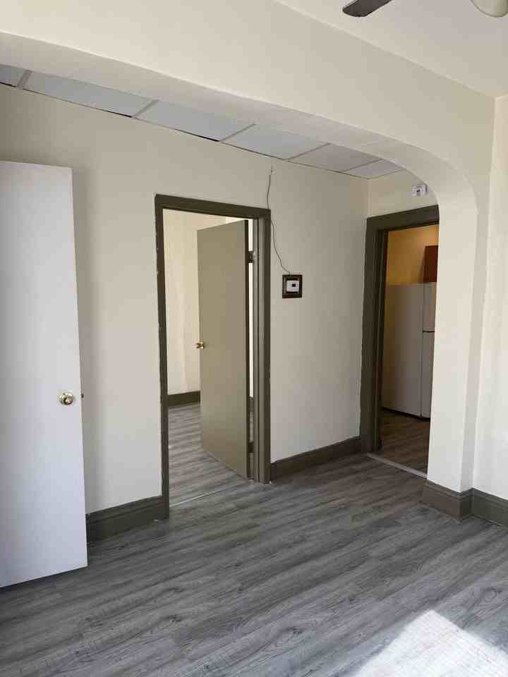 1404 Jackson St #2 - Photo 2 of 8