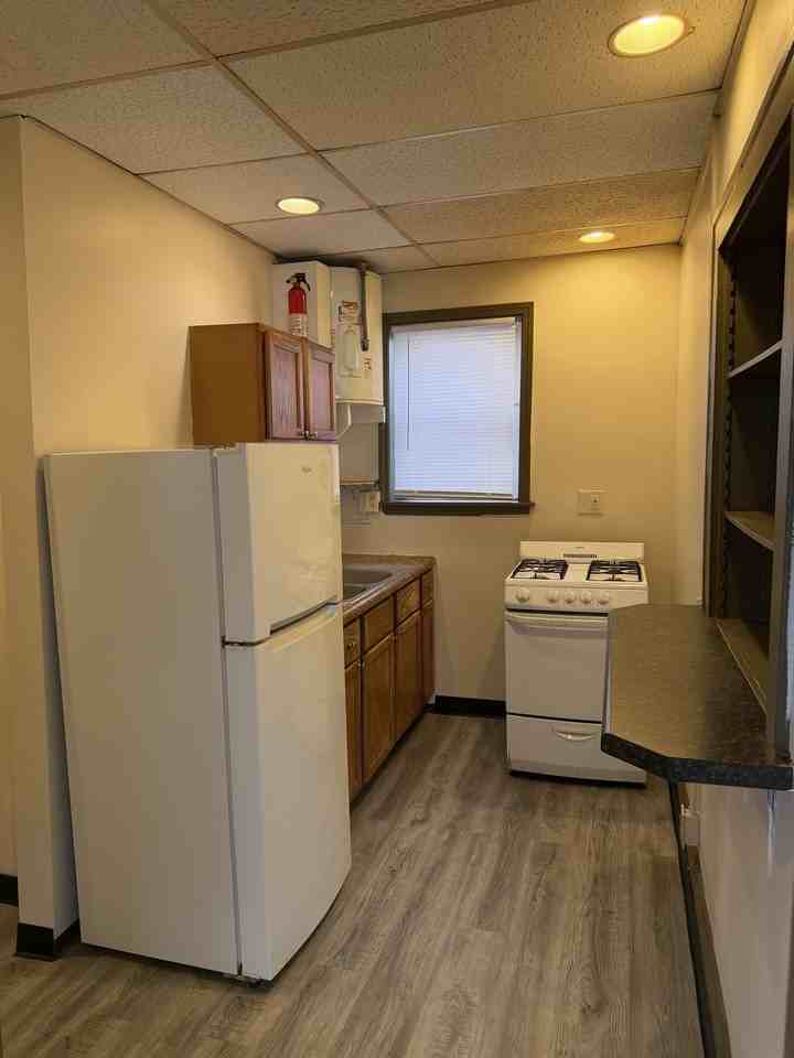 1404 Jackson St #2 - Photo 3 of 8